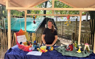 Annelou werkt al 18 jaar met plezier bij de Ezelopvang